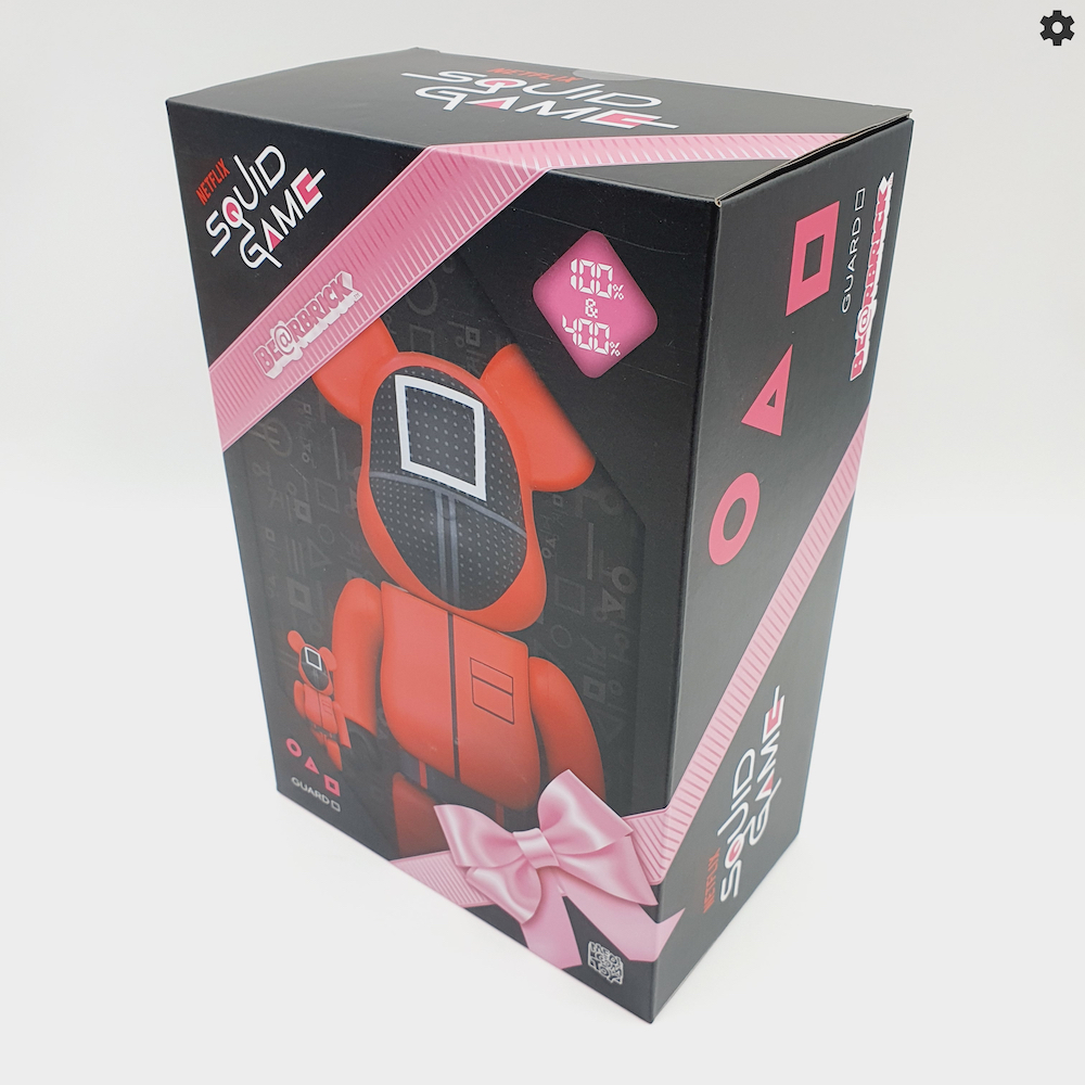 BE@RBRICK SQUID GAME GUARD SQUARE 400% 100%