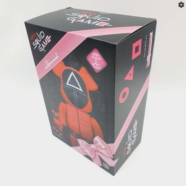 BE@RBRICK SQUID GAME GUARD TRIANGLE 400% 100% - Box