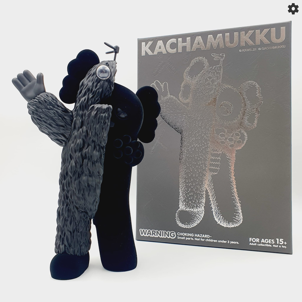 【好評最新品】KAWS KACHAMUKKU Black colorway キューブリック、ベアブリック