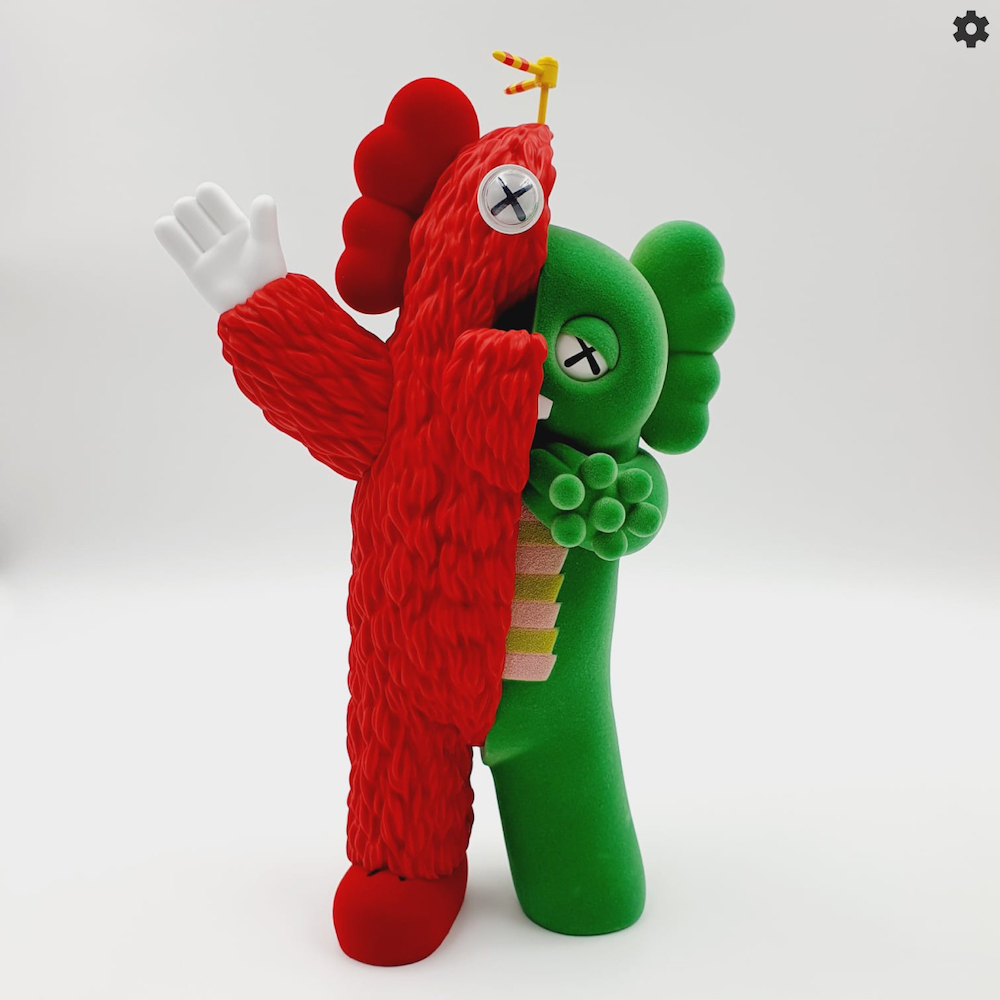 KAWS KACHAMUKKU GREEN & RED - The Factory Concept Store