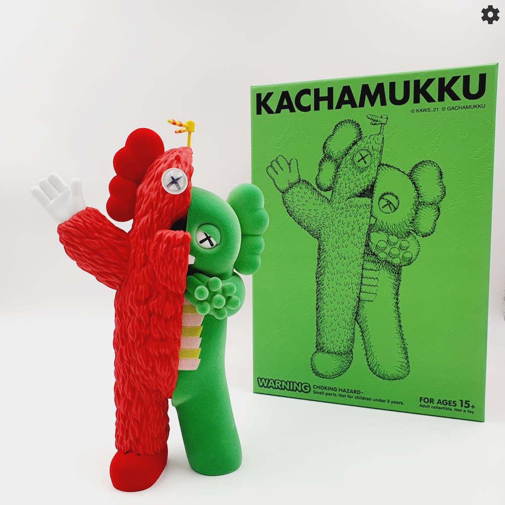 KAWS KACHAMUKKU GREEN u0026 RED - The Factory Concept Store