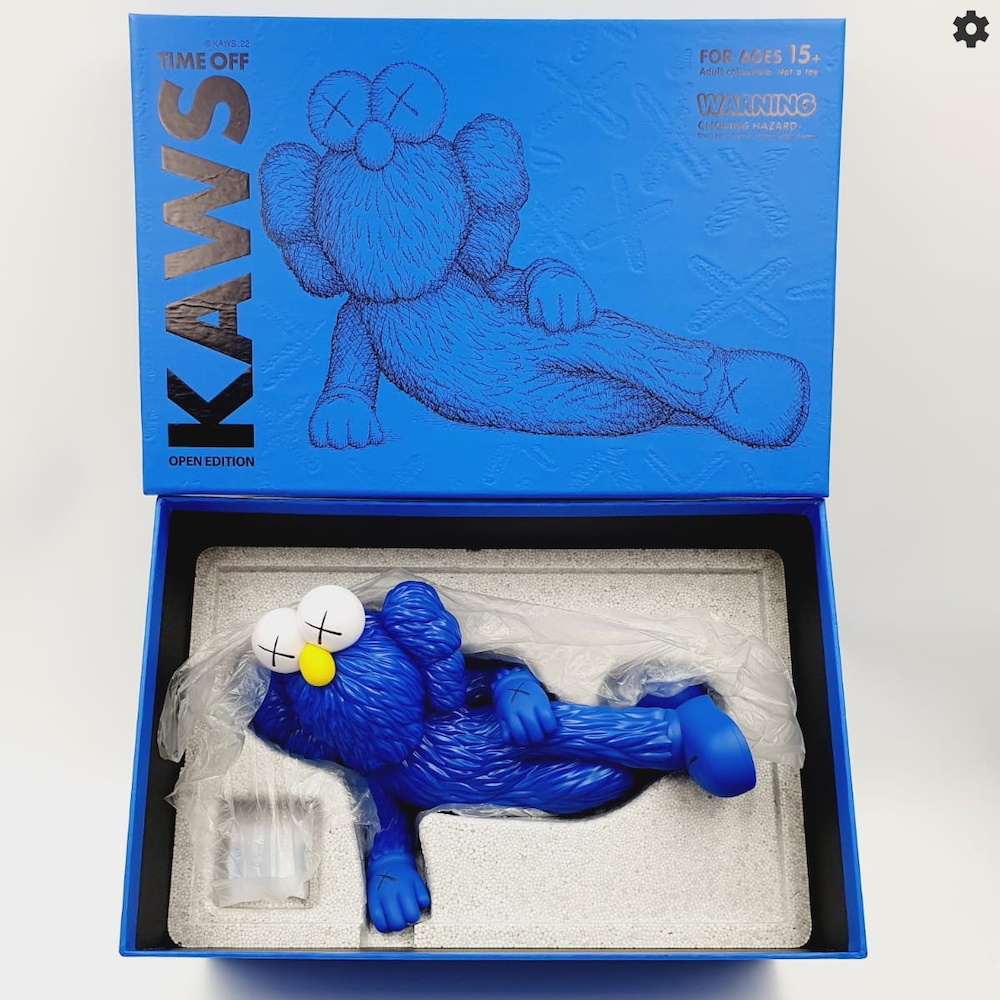 KAWS TIME OFF BLUE 2023 - The Factory Concept Store