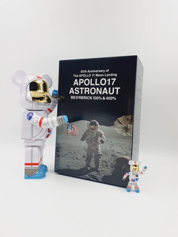 Be@rbrick Apollo 17 Astraunaut  400% & 100%  Bearbrick 2024 - Image 10